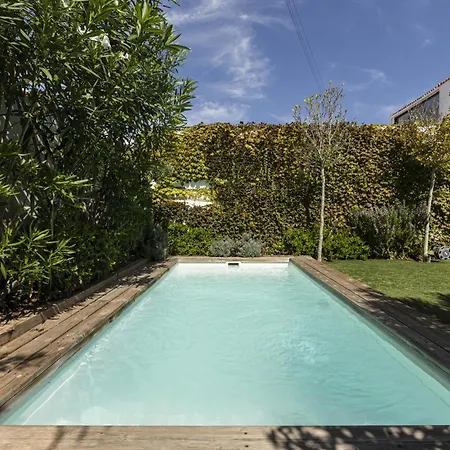 Сasa de vacaciones Contemporary Restelo Pool Haven *