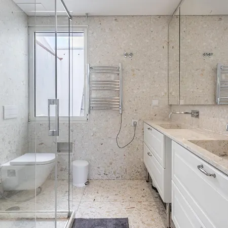 Contemporary Restelo Pool Haven * Lisboa